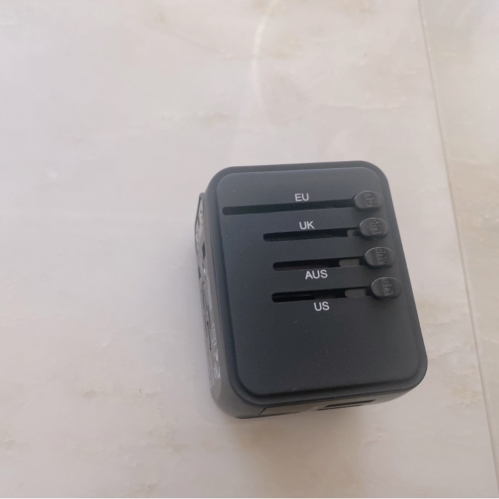 International Plug Outlet